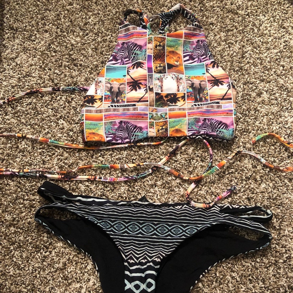 toque d'sol Africa bikini top & bottom